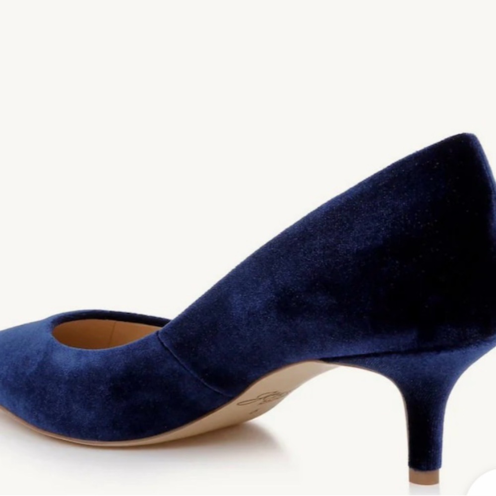 Badgley Mischka Navy Pointed-Toe Kitten Heel Pump - Picture 3 of 9